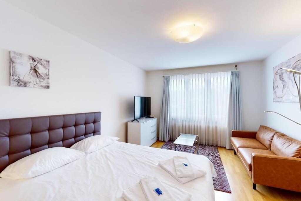 Very Spacious Studio In City Center - Parkview 4 Zurique Exterior foto